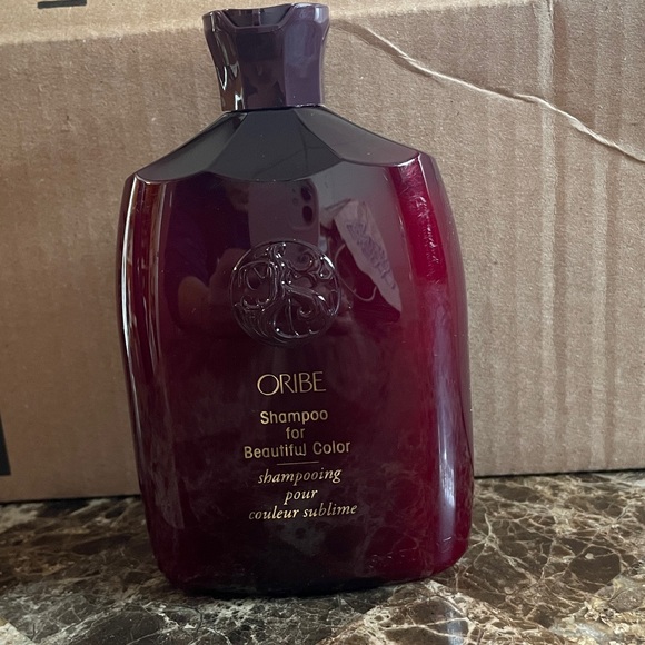 Oribe Shampoo For Beautiful Color - Picture 2 of 7